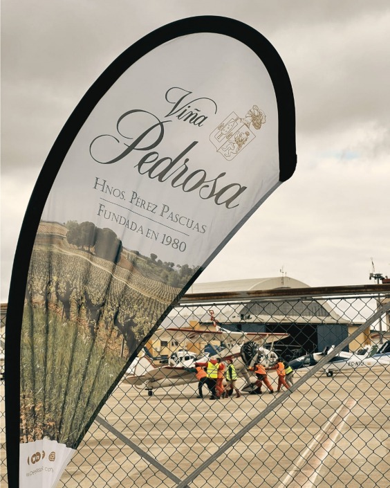 Spain Wingwalking y Ainhoa Sánchez inauguran la FIO en Cuatro Vientos con sello Spain Premium 01 (6)