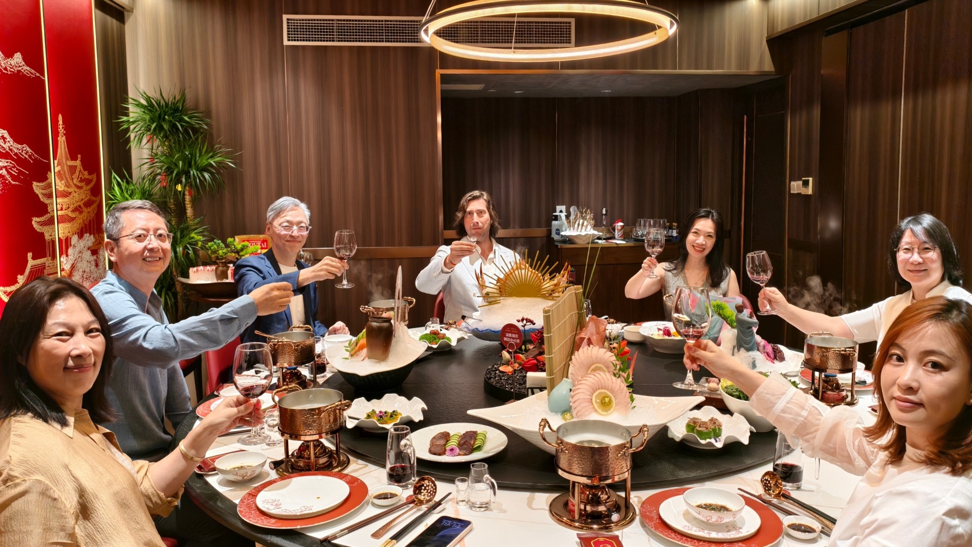 Cap 2 Misión Empresarial e Institucional a China EL TURISMO DE HERENCIA DE EMPRESA FAMILIAR Y CORPORATIVO BOUTIQUE ALIANZAS EXCLUSIVAS Y VÍNCULOS COMERCIALES EN ORIGEN (9)